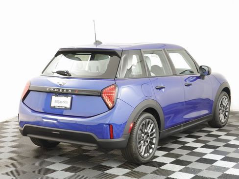 New 2025 MINI Cooper S image 18