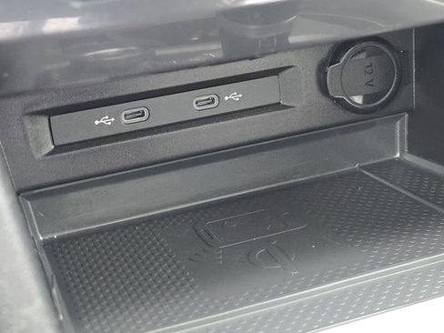 Certified 2024 Volkswagen Tiguan SEL R-Line image 27