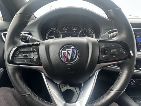 Certified 2024 Buick Enclave Essence image 18