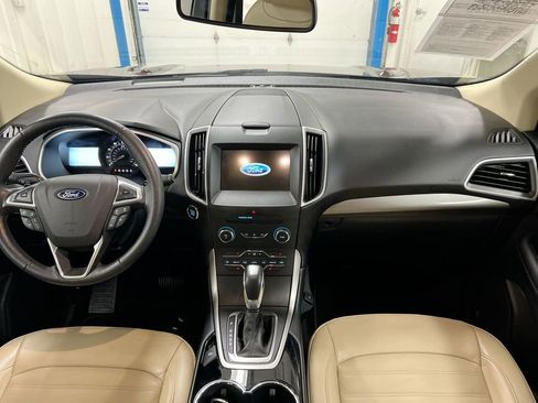 Used 2018 Ford Edge SEL w/ Equipment Group 201A FWD image 10