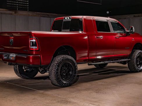 Used 2024 RAM 2500 Laramie w/ Night Edition AWD/4WD image 10
