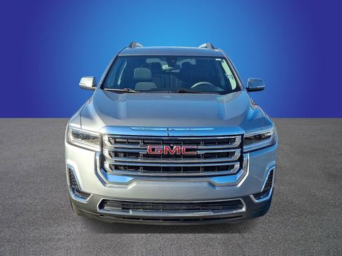 Used 2023 GMC Acadia SLE w/ Driver Convenience Package image 2