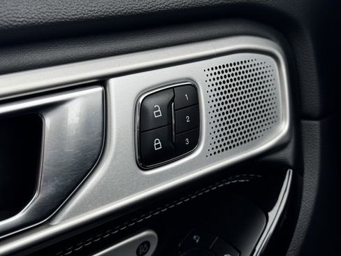 Used 2021 Ford Explorer ST w/ ST Street Pack image 35