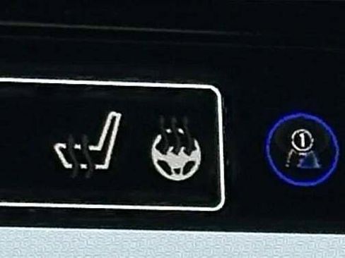 New 2026 Chrysler Pacifica Limited image 39