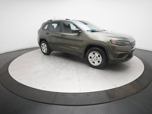 Used 2019 Jeep Cherokee Sport w/ Cold Weather Group image 34
