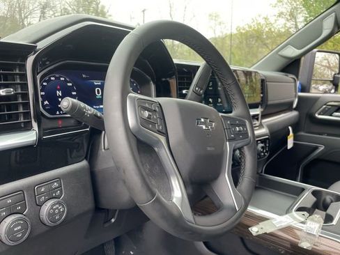 New 2026 Chevrolet Silverado 3500 LT w/ Trail Boss Package AWD/4WD image 14