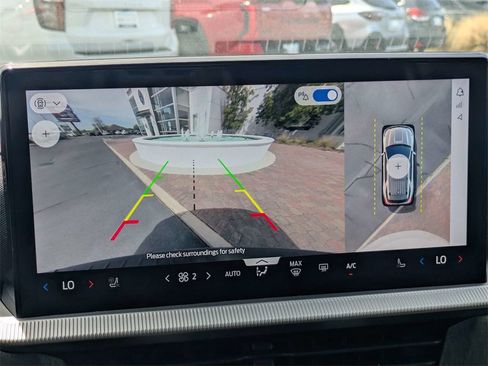 Used 2025 Ford Explorer Platinum w/ Ultimate Package image 24