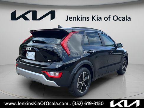 New 2026 Kia Niro LX FWD image 4