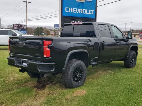New 2026 Chevrolet Silverado 2500 ZR2 w/ LPO, Dark Essentials Package AWD/4WD image 2
