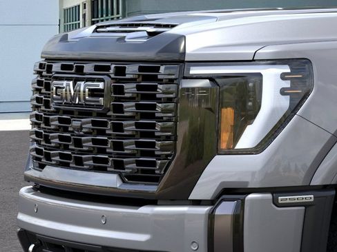 New 2026 GMC Sierra 2500 Denali Ultimate w/ LPO, Black Badging Package AWD/4WD image 13