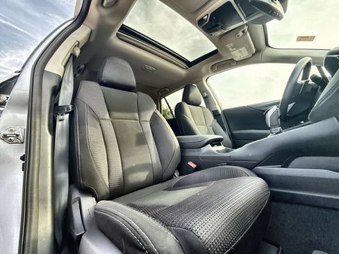 Used 2025 Subaru Outback Premium AWD/4WD image 25