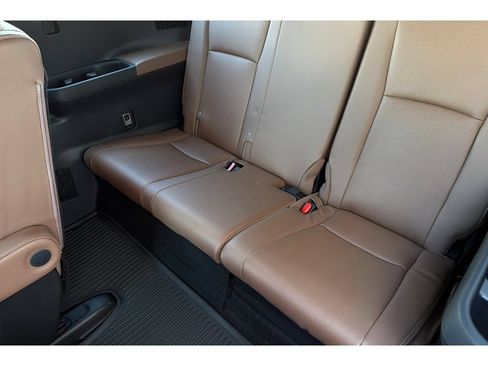 New 2026 Toyota Grand Highlander AWD Hybrid image 17