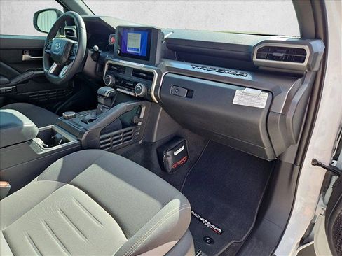 Used 2024 Toyota Tacoma TRD Sport RWD image 21