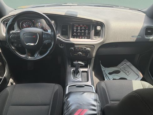 Used 2022 Dodge Charger SXT AWD/4WD image 7