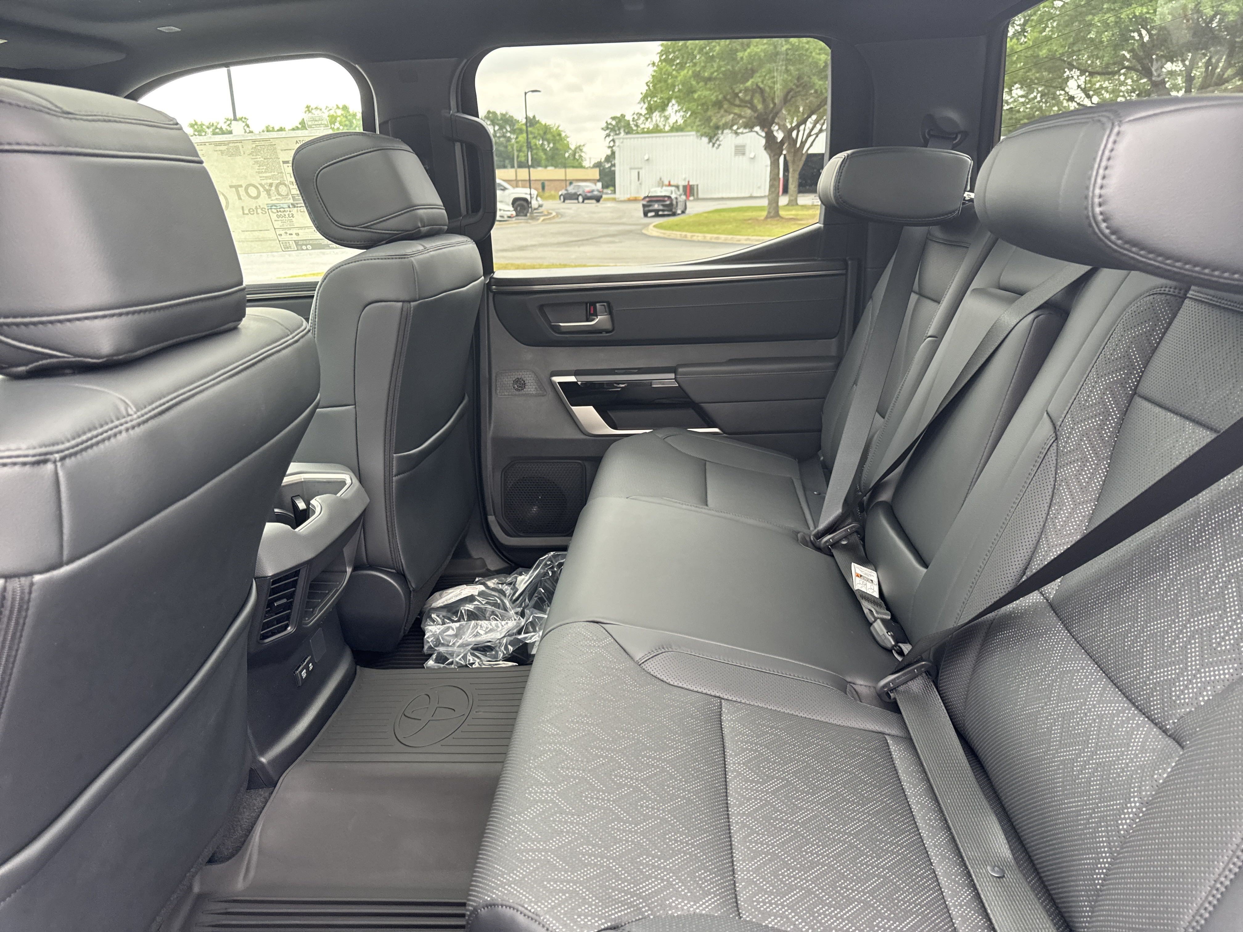 New 2025 Toyota Tundra Limited AWD/4WD image 24