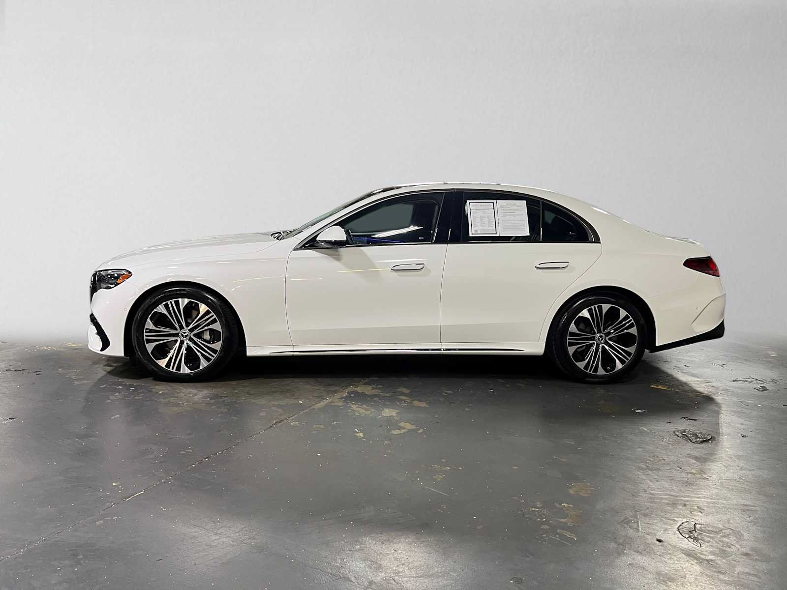 Used 2026 Mercedes-Benz E 350 4MATIC Sedan image 6