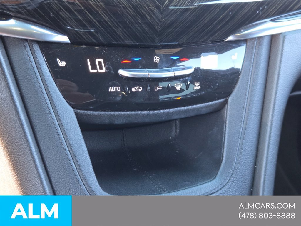 Used 2022 Cadillac XT6 Premium Luxury FWD image 26