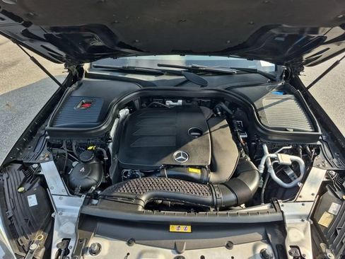 Used 2021 Mercedes-Benz GLC 300 4MATIC Coupe image 20