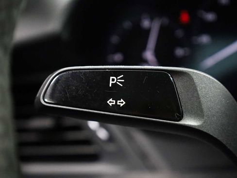 Certified 2022 Porsche 911 Carrera GTS RWD image 28