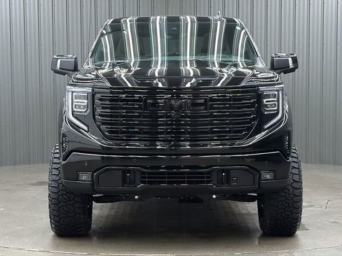 Used 2025 GMC Sierra 1500 Denali Ultimate image 8