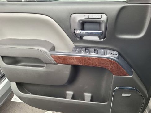 Used 2017 GMC Sierra 1500 SLT image 15