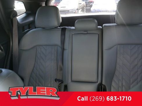 Used 2023 Kia Sportage X-Line w/ X-Line Premium Package AWD/4WD image 40