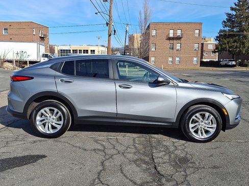 Used 2024 Buick Envista Preferred image 5