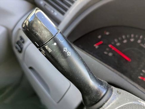 Used 2009 Toyota Camry LE image 11