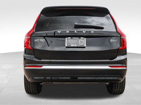 Used 2025 Volvo XC90 B6 Plus w/ Protection Package Premier image 7