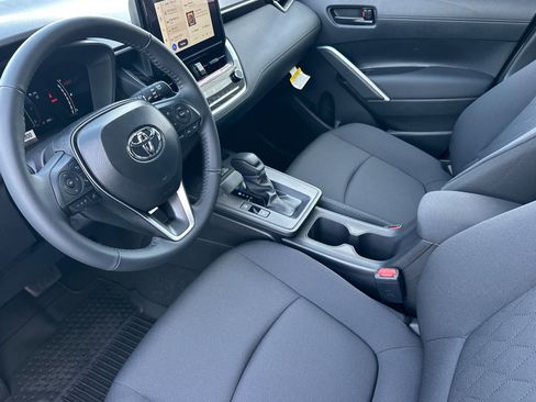 Certified 2026 Toyota Corolla Cross LE w/ Moonroof Package image 9