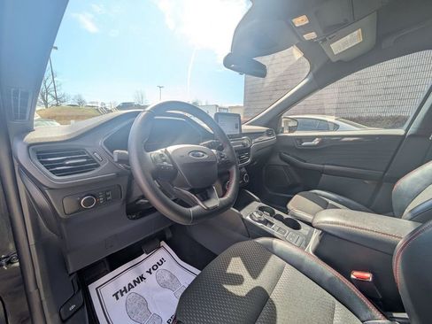Used 2025 Ford Escape ST-Line image 15
