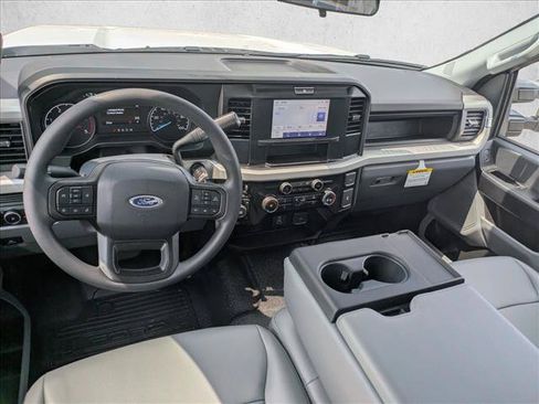 New 2026 Ford F250 XL w/ XL Off-Road Package AWD/4WD image 14