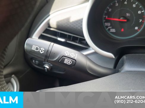 Used 2023 Chevrolet Malibu LT FWD image 18
