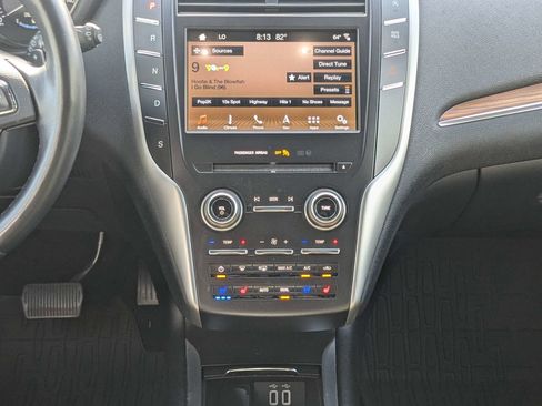 Used 2019 Lincoln MKC Reserve w/ MKC Climate Package FWD image 19