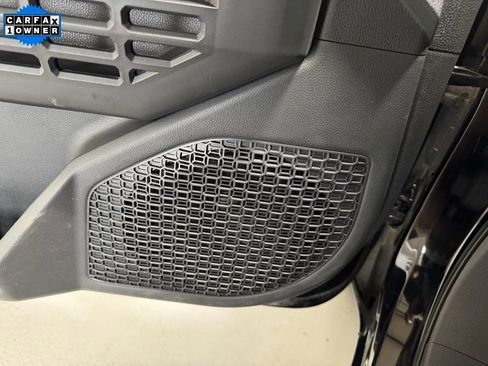 Used 2024 Toyota Tacoma TRD Off-Road image 15