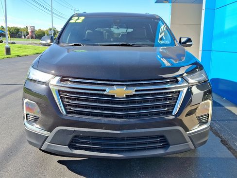 Used 2022 Chevrolet Traverse LT w/ LPO, Floor Liner Package image 2