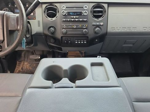 Used 2016 Ford F250 XL w/ XL Value Package AWD/4WD image 16