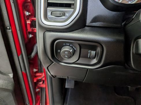 Used 2026 RAM 2500 Big Horn AWD/4WD image 19