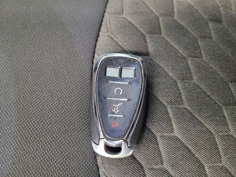 Used 2021 Chevrolet Equinox LT FWD image 32
