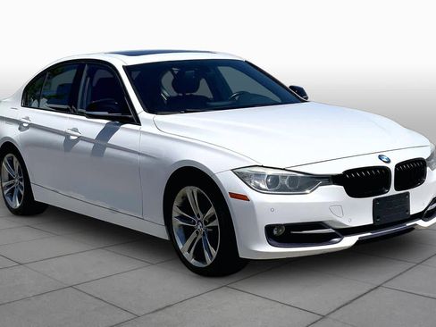 Used 2015 BMW 328i Sedan RWD image 2