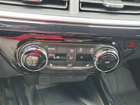New 2026 Chevrolet Trax RS w/ Sunroof Package FWD image 21