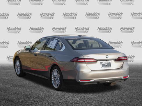 Certified 2025 BMW 530i xDrive w/ Premium Package image 6