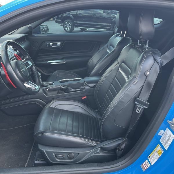 Used 2022 Ford Mustang Mach 1 w/ Mach 1 Handling Package RWD image 15