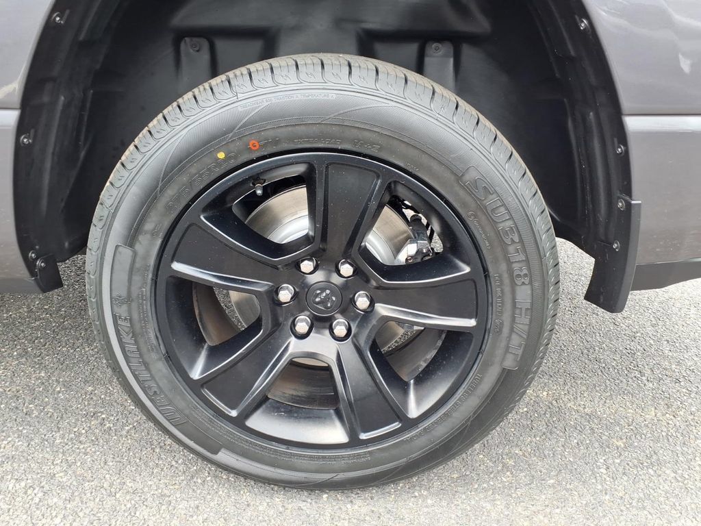 Used 2022 RAM 1500 Big Horn AWD/4WD image 17