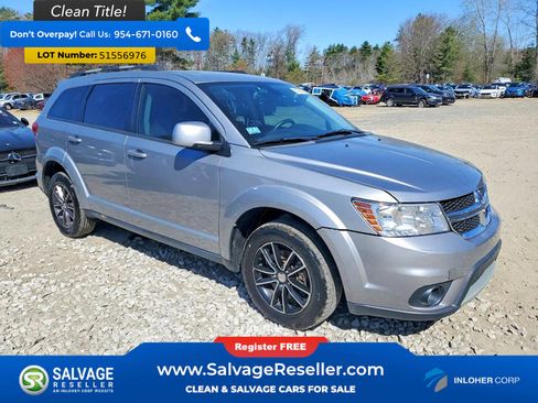 Used 2019 Dodge Journey SE FWD image 5