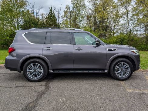 Certified 2024 INFINITI QX80 Luxe AWD/4WD image 5