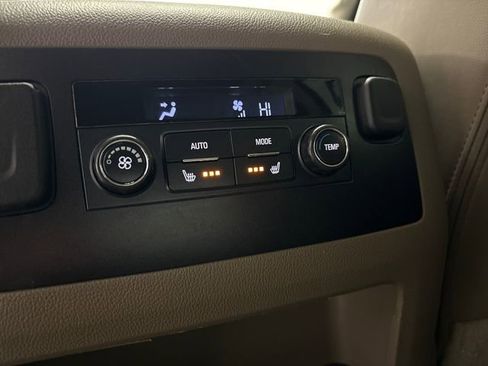 Used 2017 Chevrolet Suburban LT w/ Luxury Package image 66