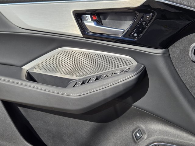 Used 2024 Acura MDX w/ Technology Package FWD image 23