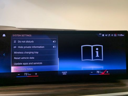Used 2023 BMW X7 xDrive40i w/ M Sport Package AWD/4WD image 34