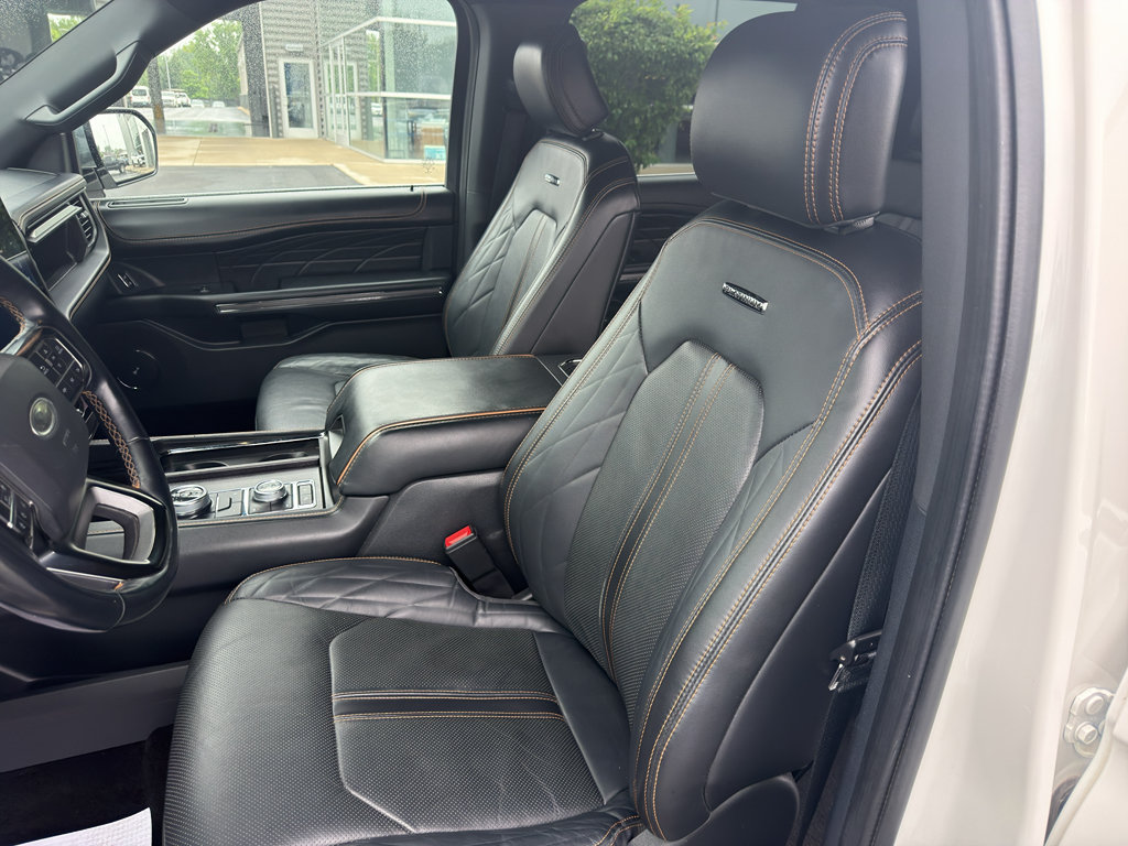 Used 2022 Ford Expedition Platinum AWD/4WD image 15